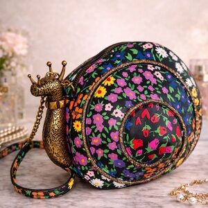 Floral Snail-Shaped Handbag